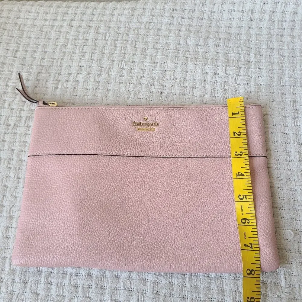 Kate Spade Blush Pink Grained Leather Cluth